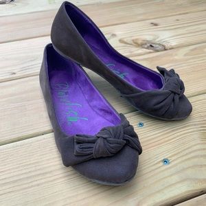 Brown Blowfish Flats with knot. 🥿 7.5